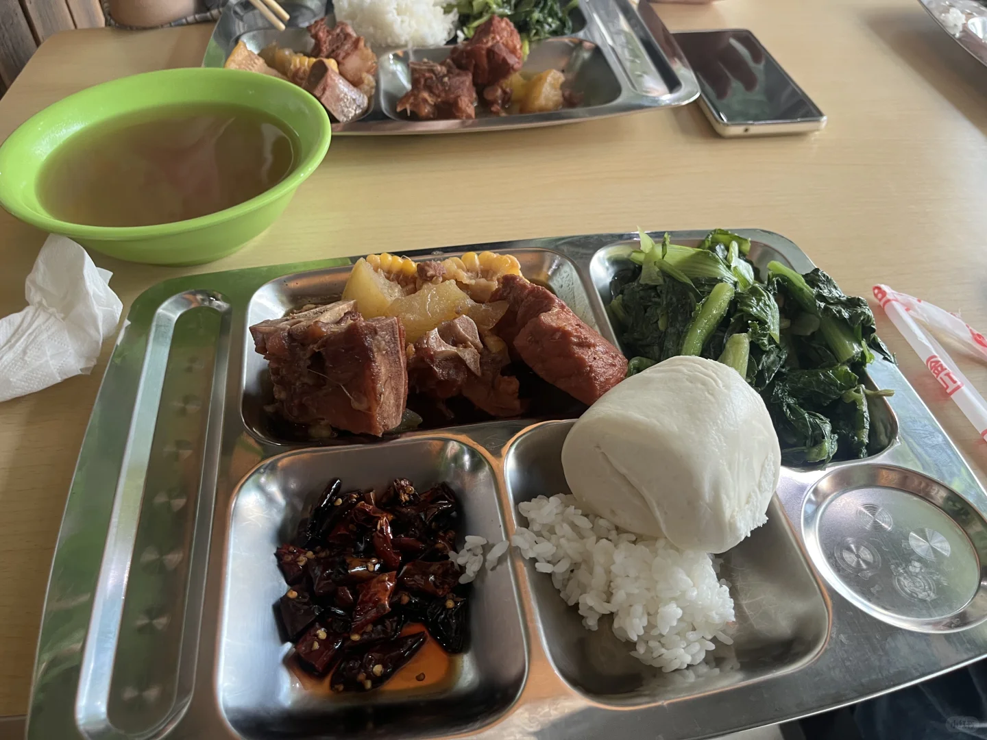 当上了梦寐以求的大专老师