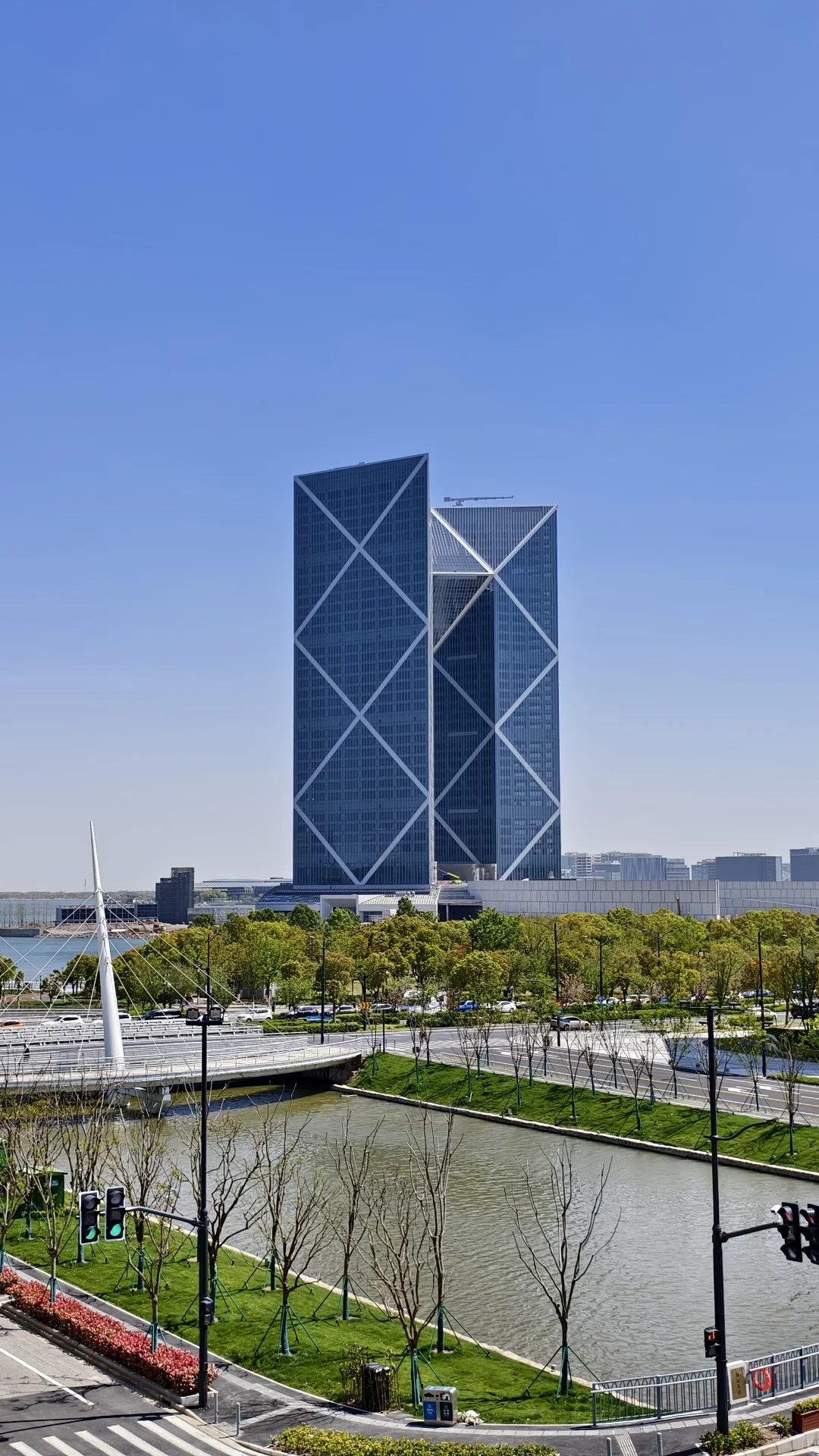 上海临港招全职助理