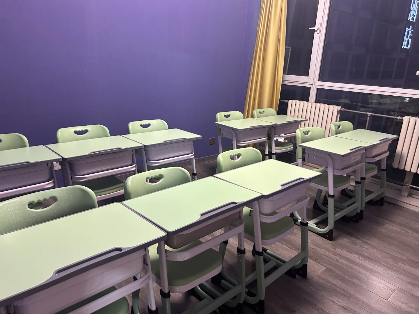 找合作老师，兼职老师