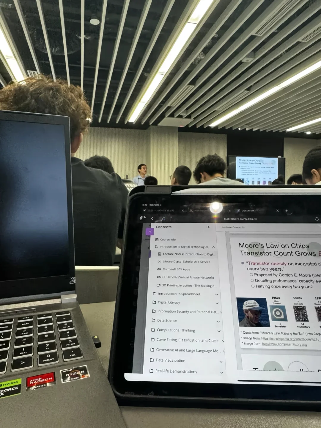 烧了30w，发现港硕真的不是来读书的