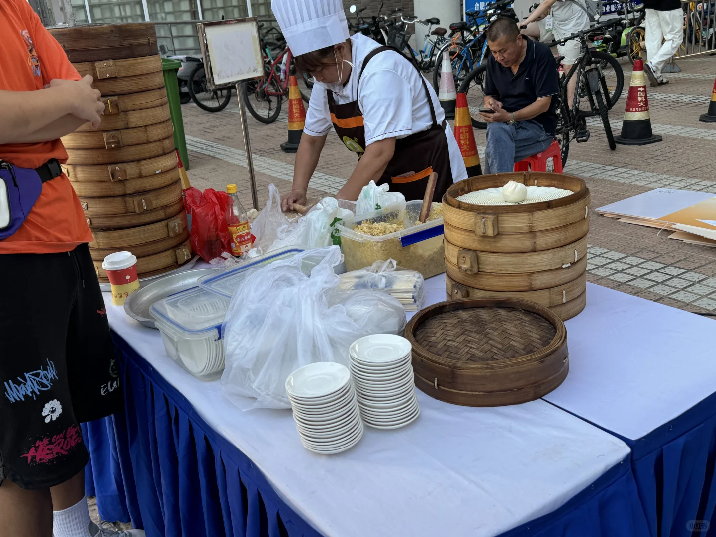小方逛招聘会日记