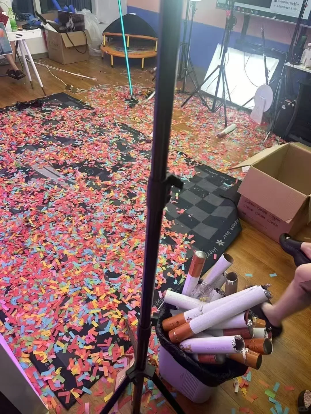 重生之我为海外直播招聘主播