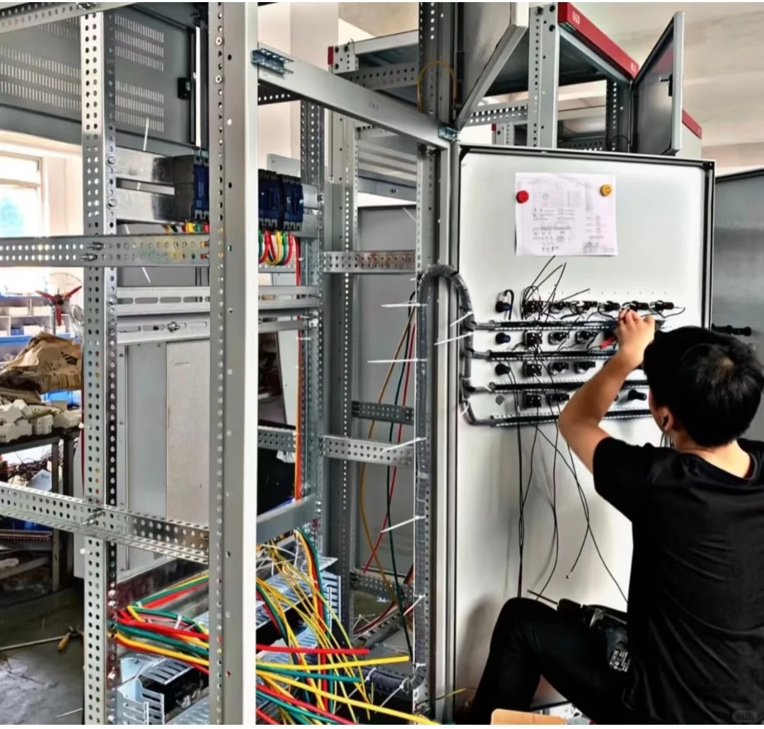 来电工学徒了！🔥🔥🔥