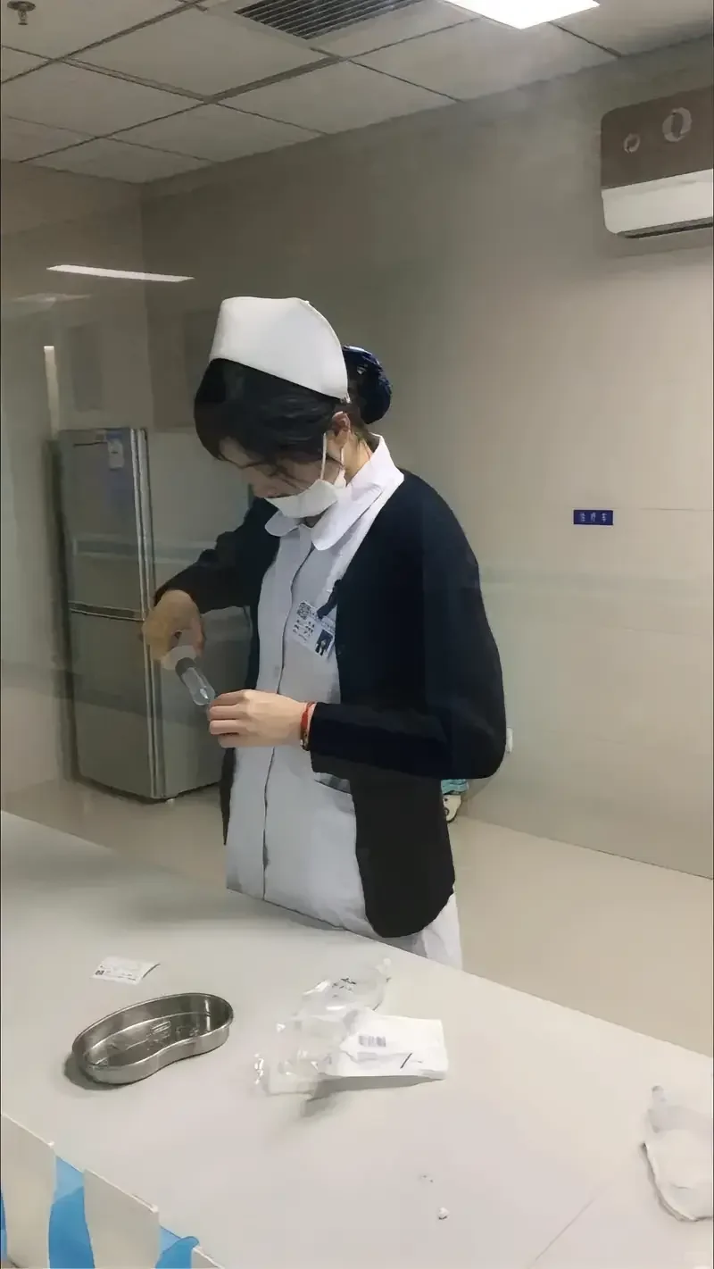 没有夜班的护士，有人愿意来吗？