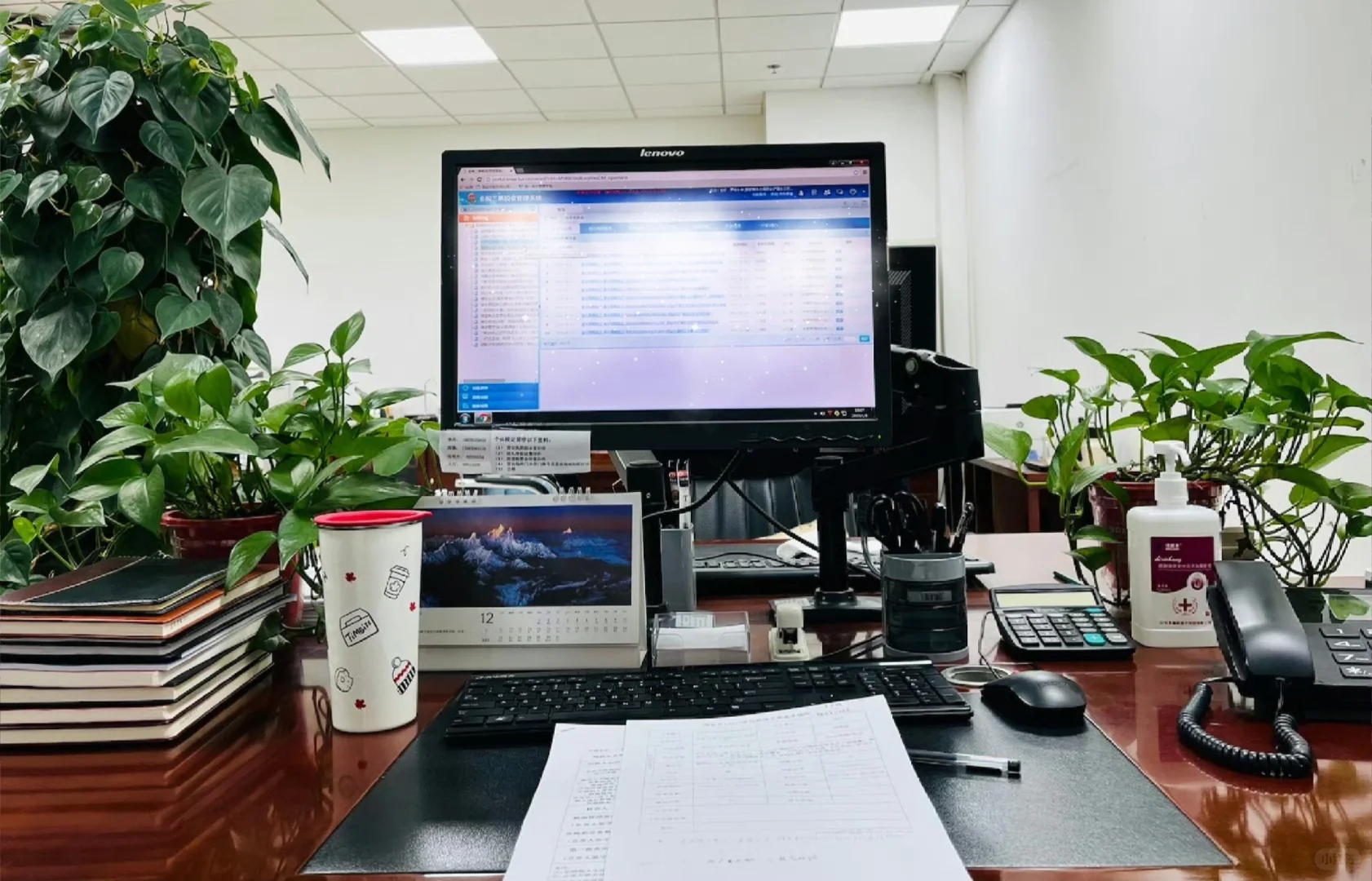 西安浐灞管委会捞人啦！双休朝九晚五！