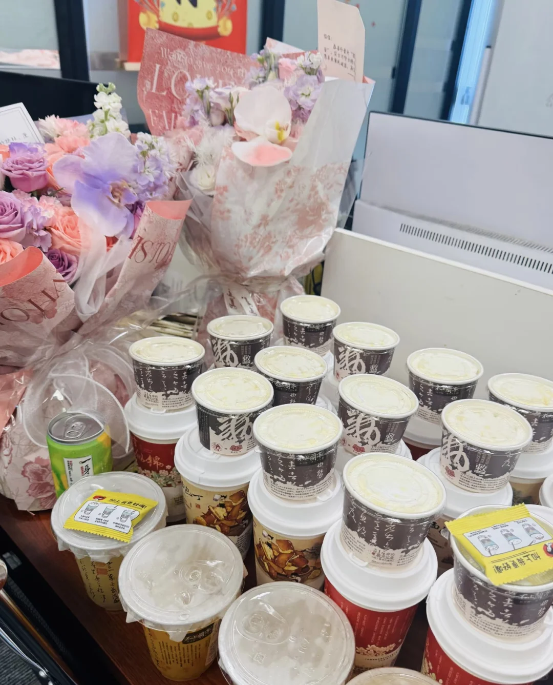 雨花区招人啦！朝九晚六包餐哦！