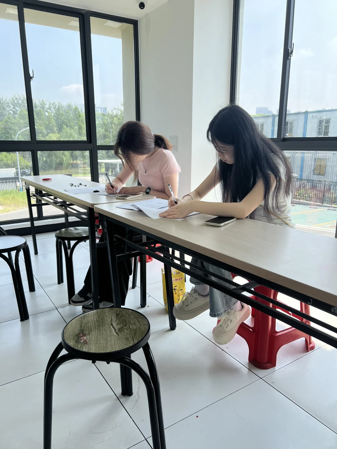 招聘聋哑人