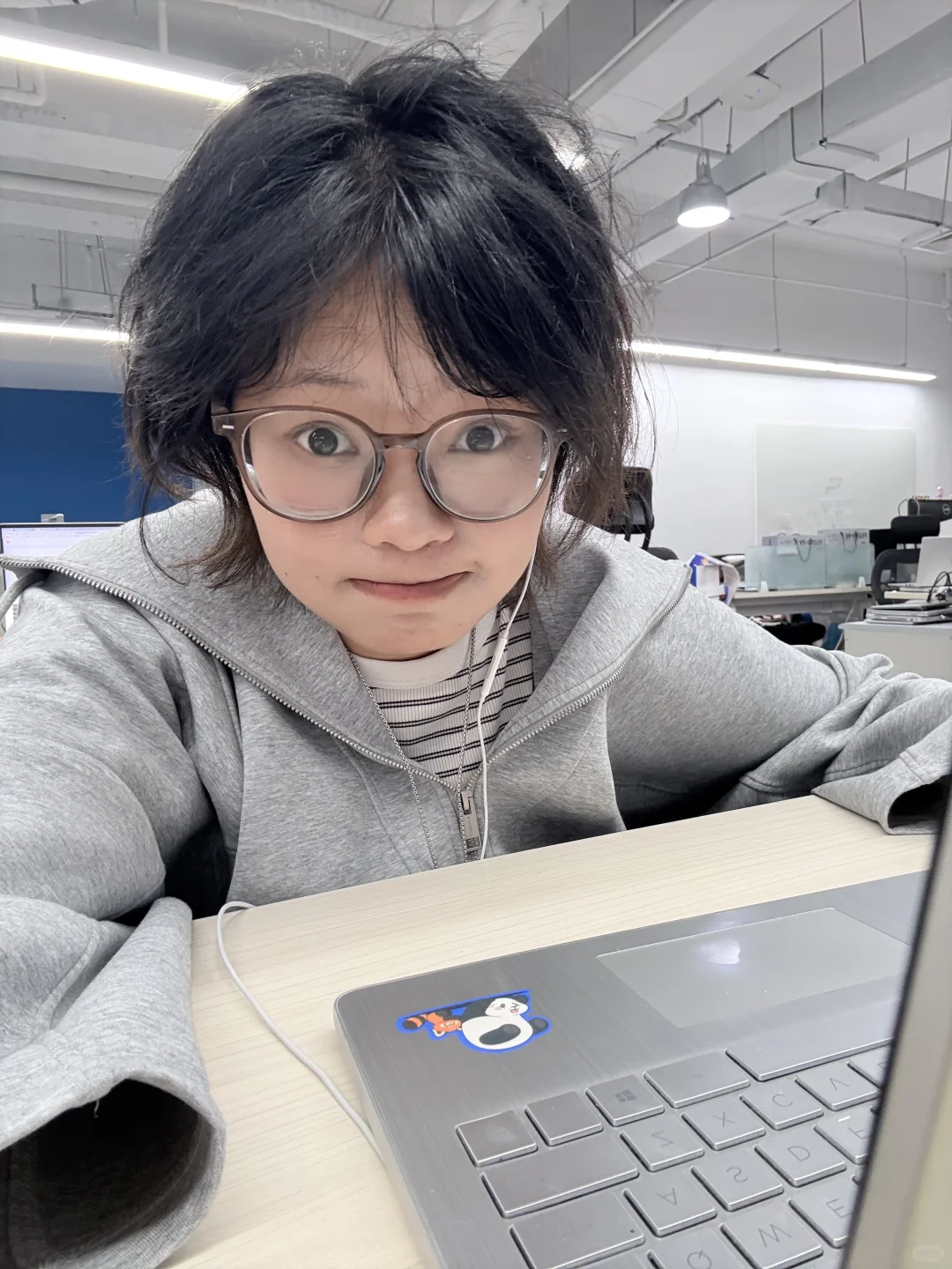 没关系 你只是一个小小的实习生…