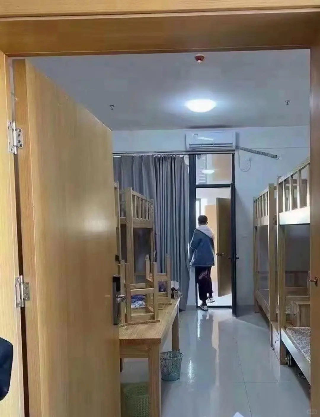 为了挣零花钱在东莞做临时工！！