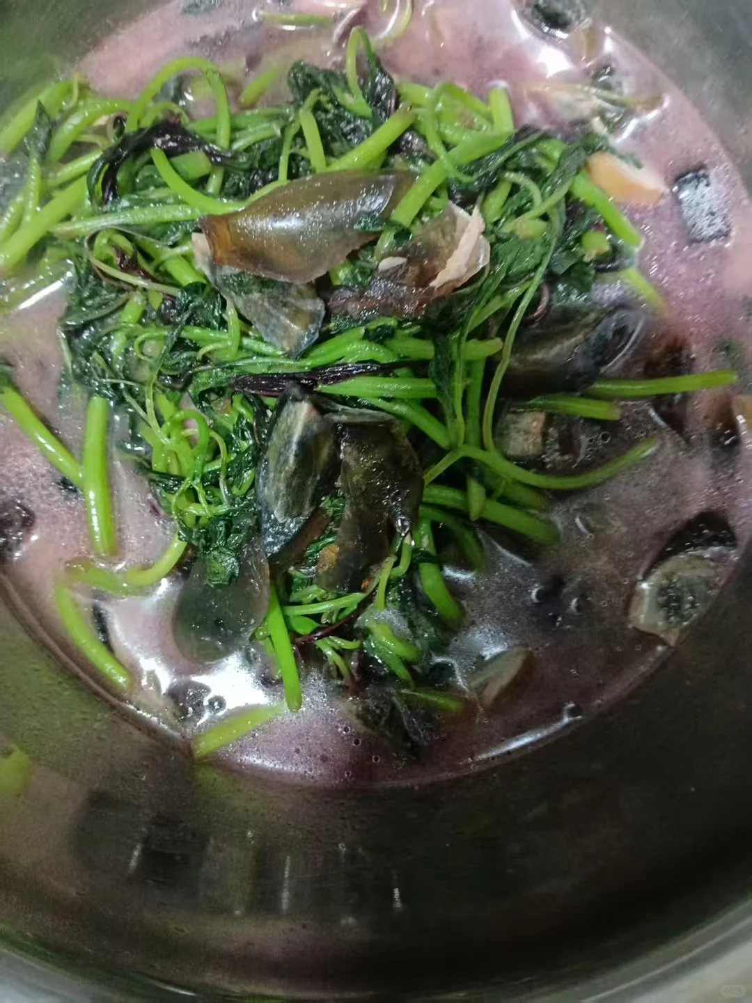这么好的伙食还不来入职吗？？？