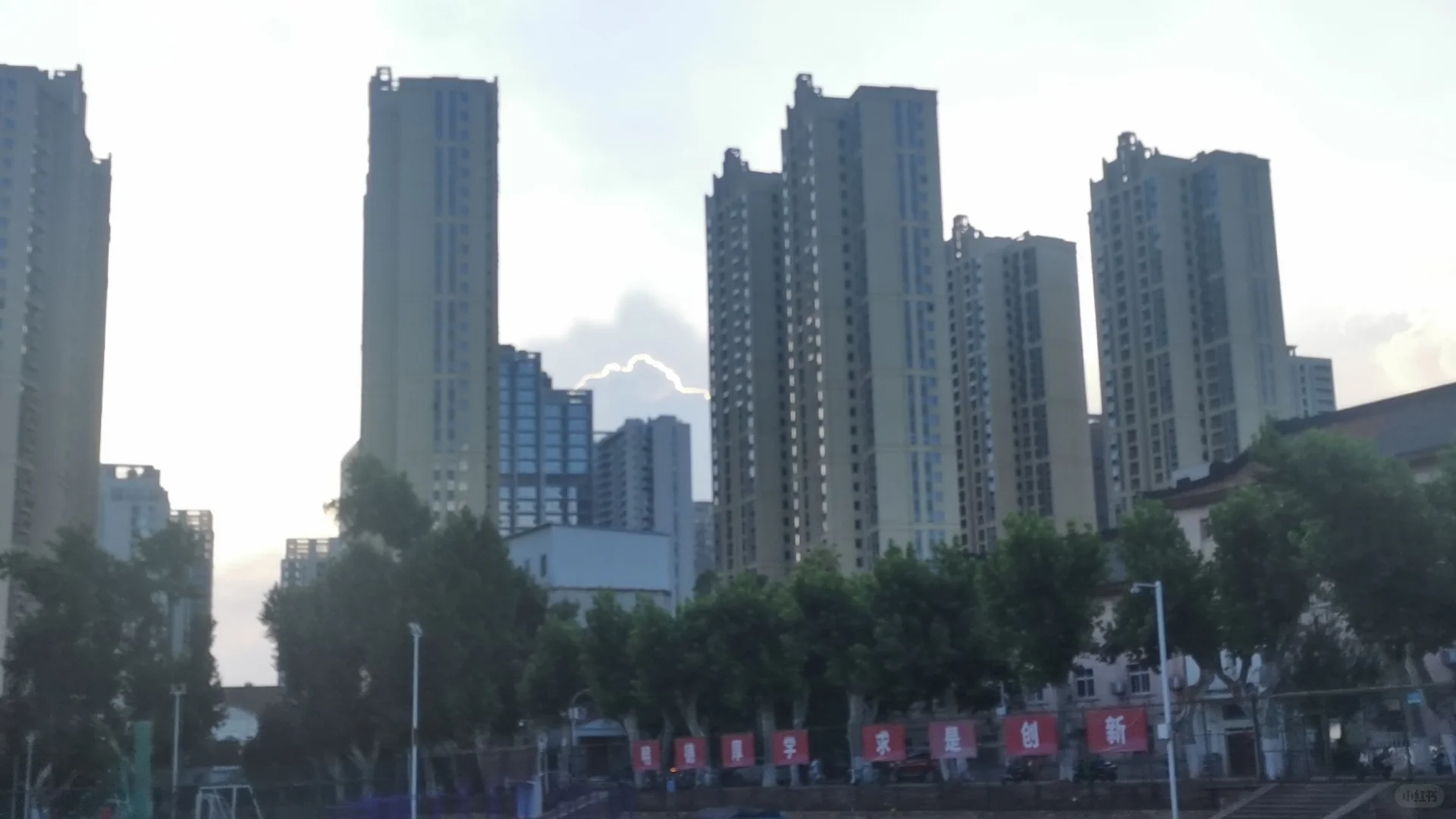有编制的非新一线一本二本推荐去么？