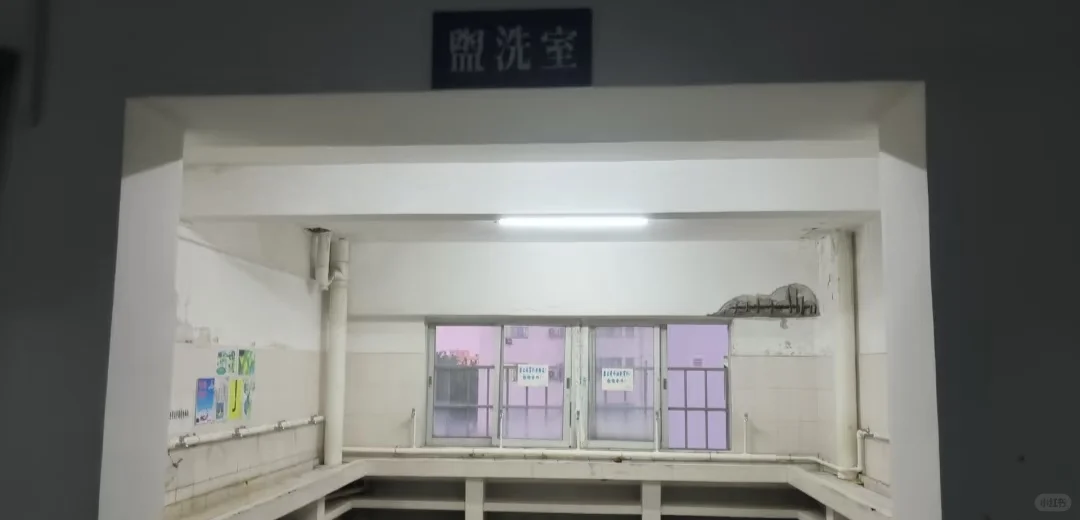 (更新宿舍照片)东莞石龙双休工厂招普工