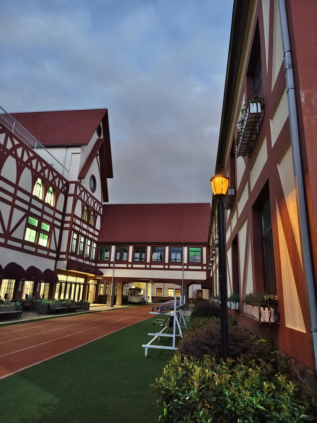 松江国际学校招聘岗位 新媒体运营