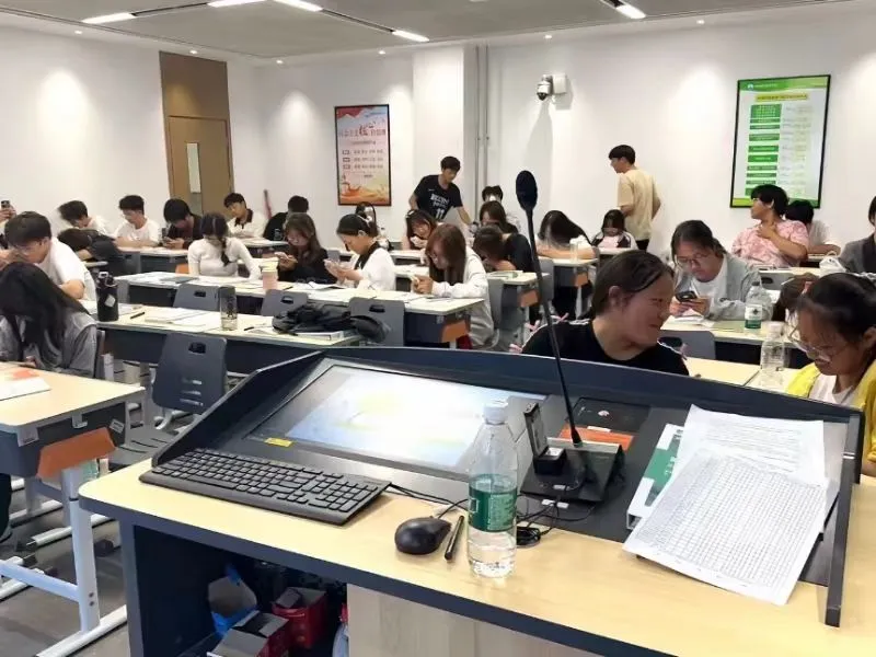 天哪！谁能告诉我考大专老师第 一步该干什么