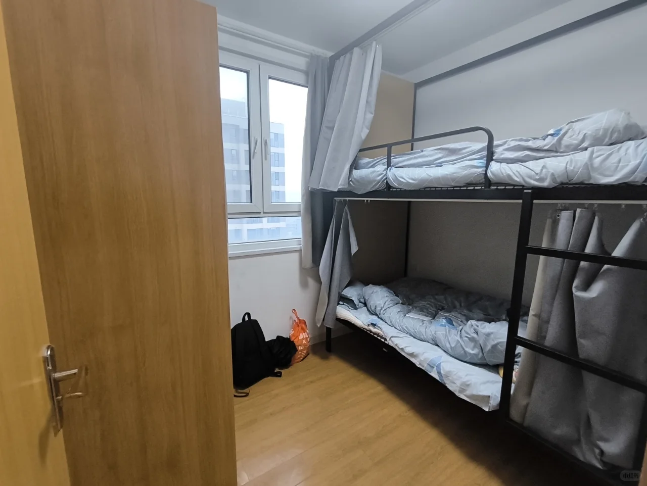 能选外企就外企，正式工每周双休
