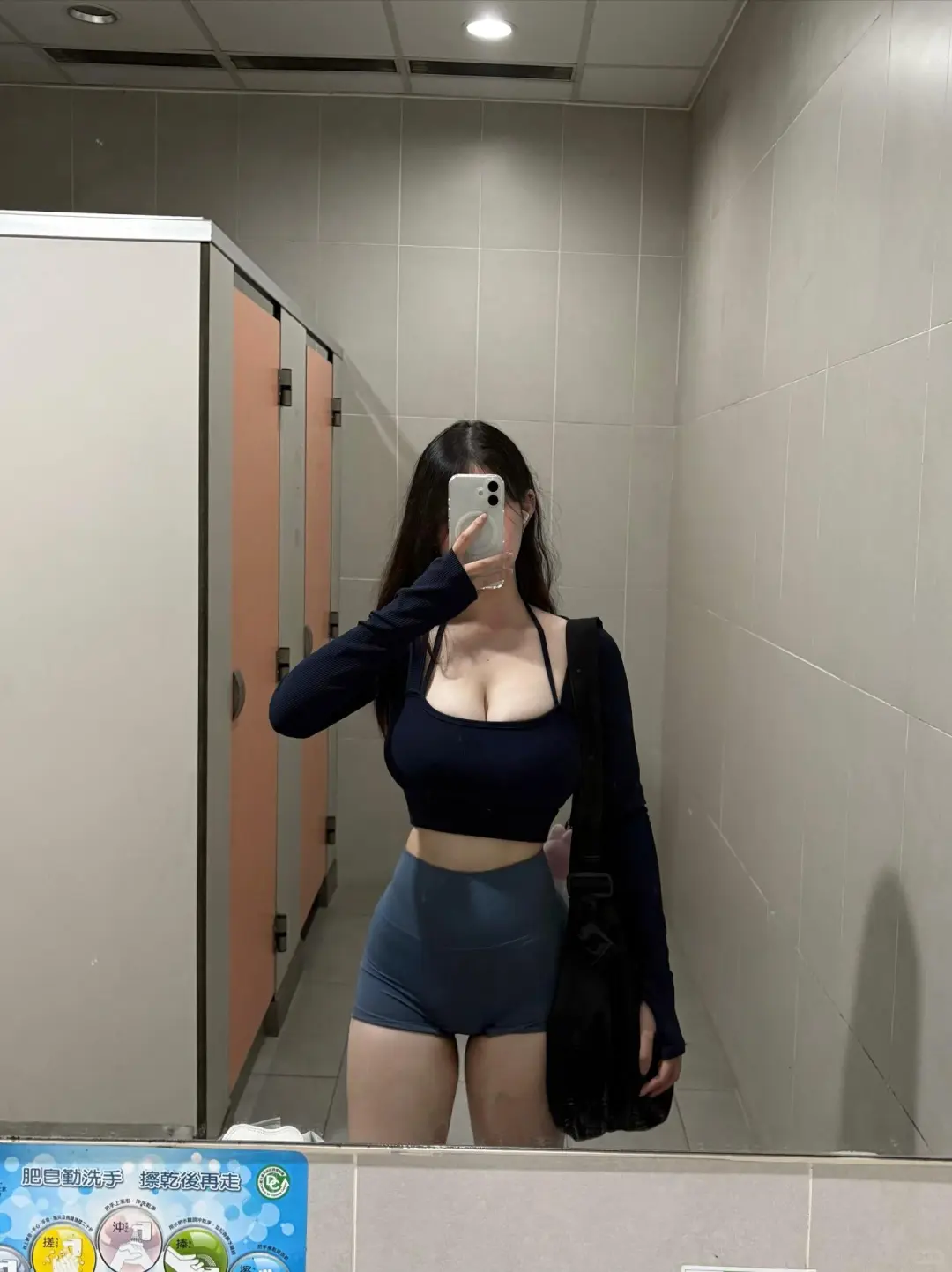 健身女孩👧，今天练臀腿、练完就发！