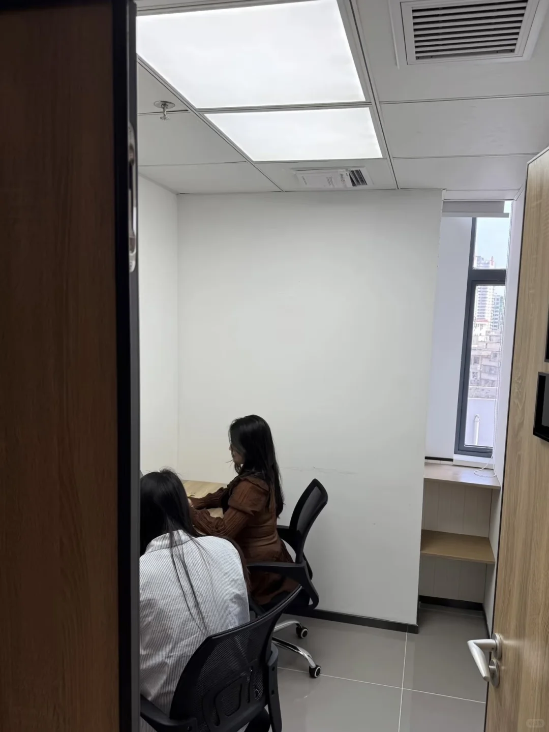 实习生没带过水杯是不是要跑路😭 好消息：创