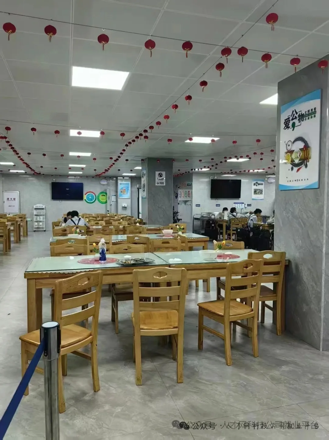 南昌东站餐吧乘务员直招