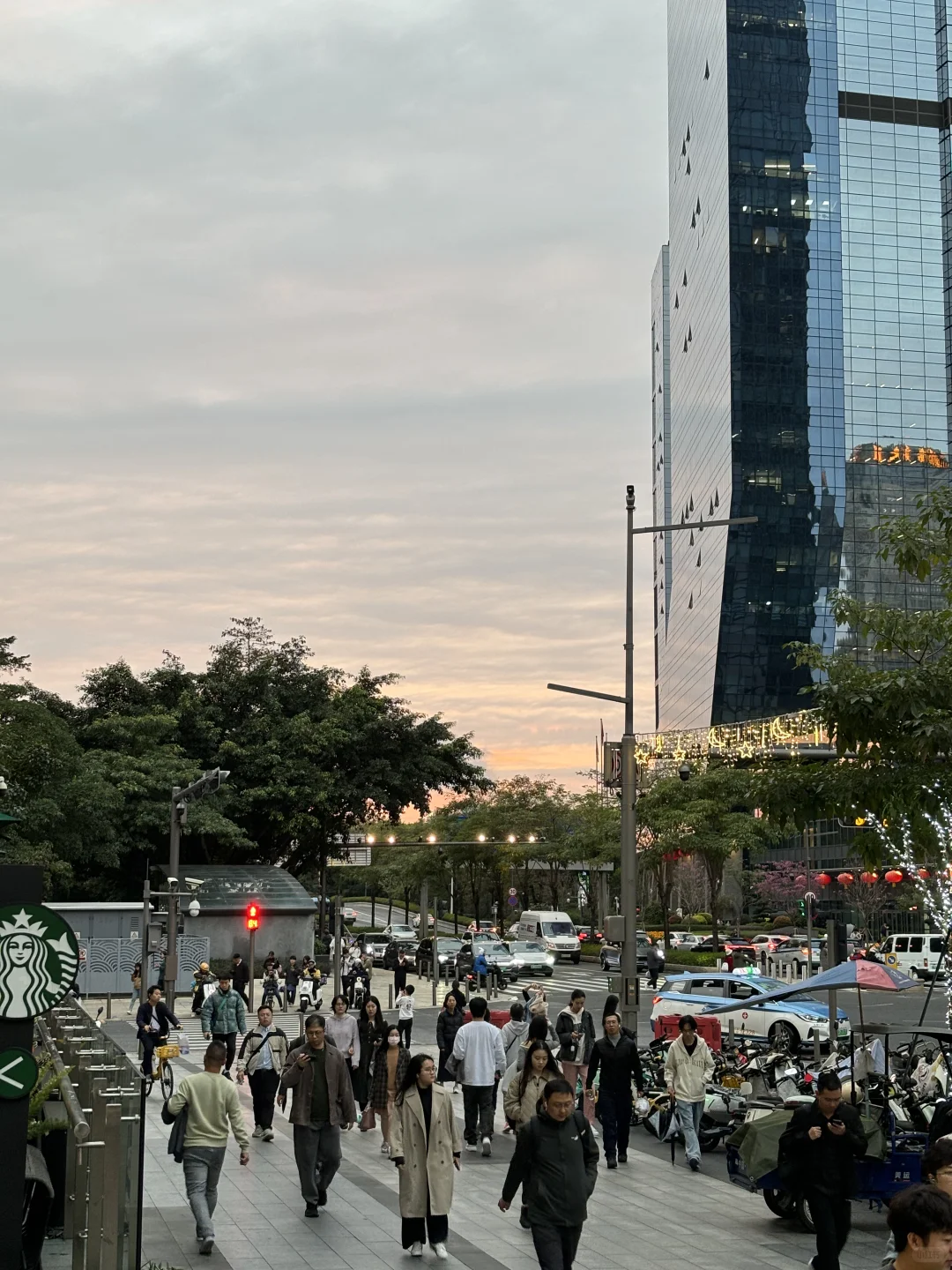 在深圳找到双休+六险一金的工作是什么体验?