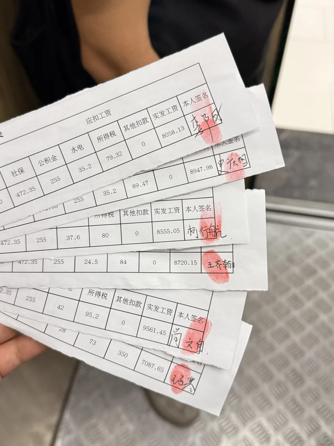 华为工厂急招100人，月薪8500，包吃包住