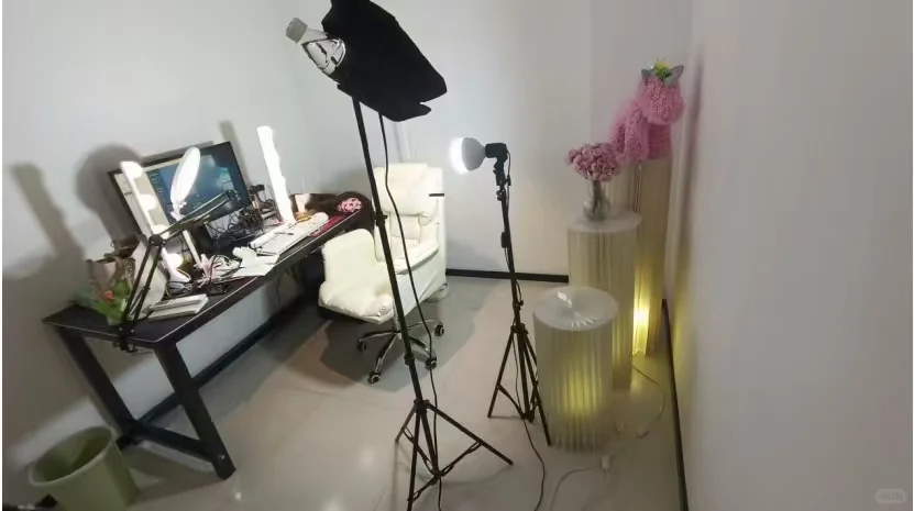 TikTok国际版抖音直播岗直招 女士女生女孩