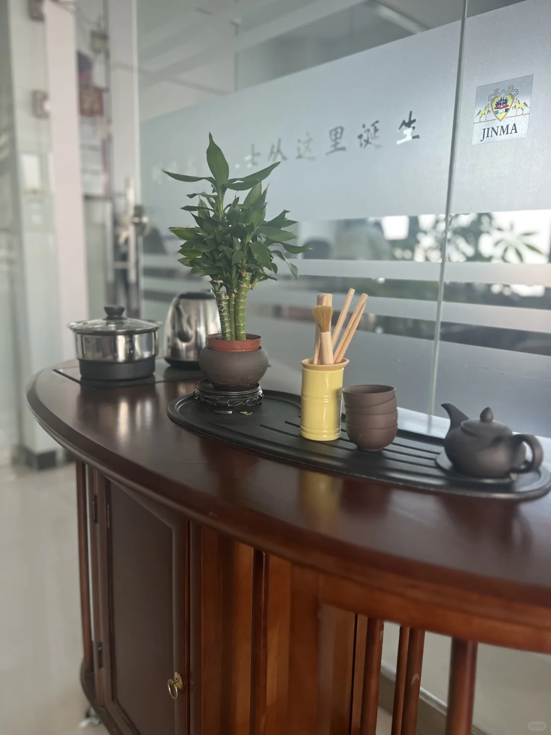 太原朝九晚五，双休来俺们公司瞅瞅吧