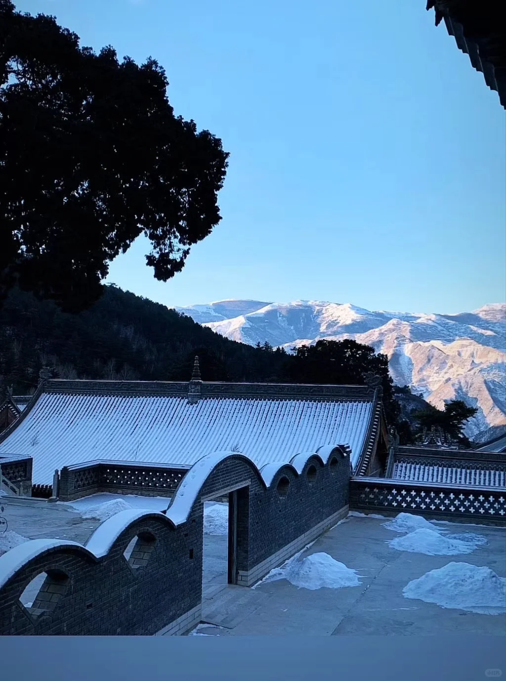 寺院招聘！！快来带薪修行！！
