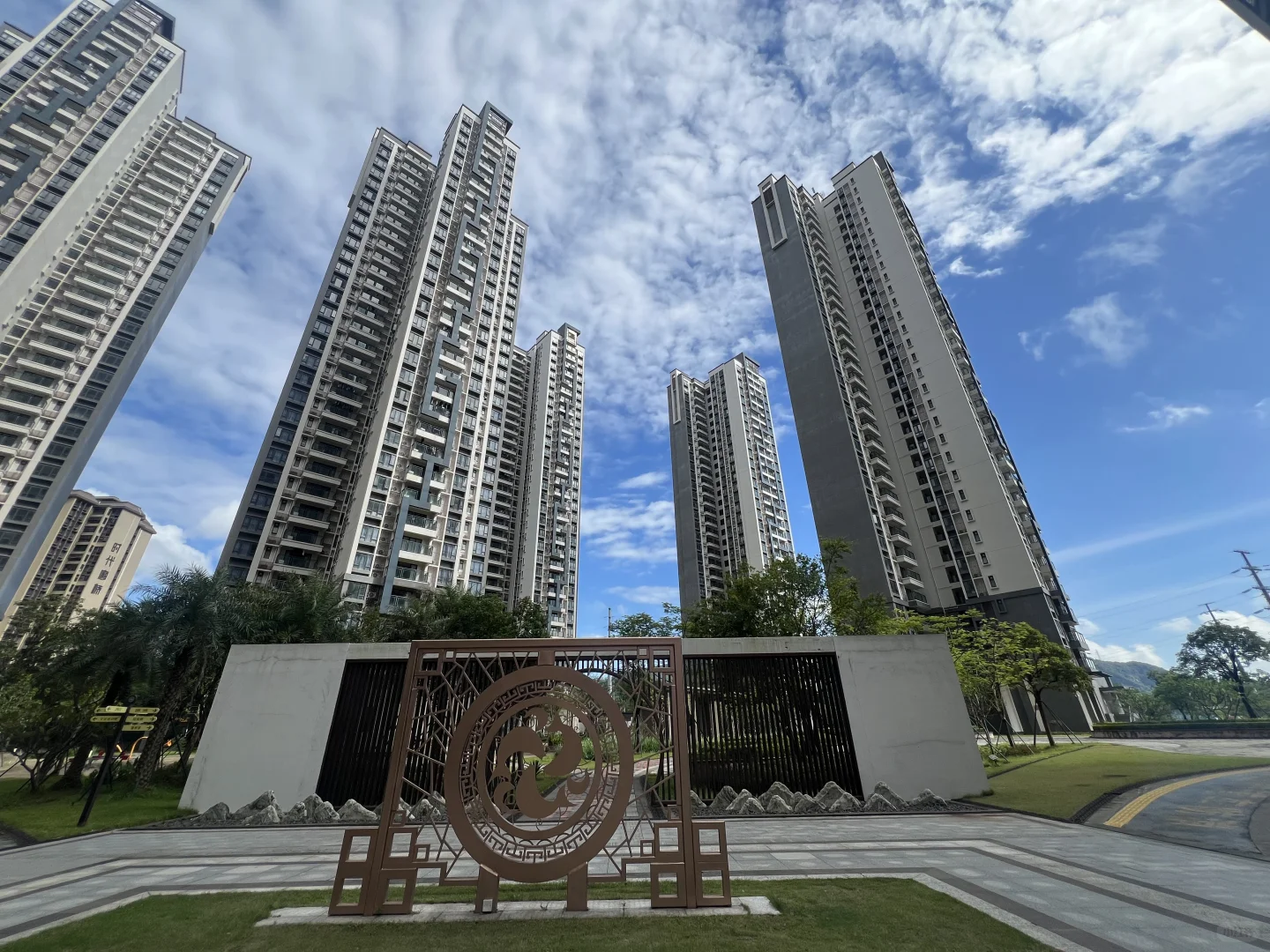 注重氛围党看过来！国企人才小区，精装三房+