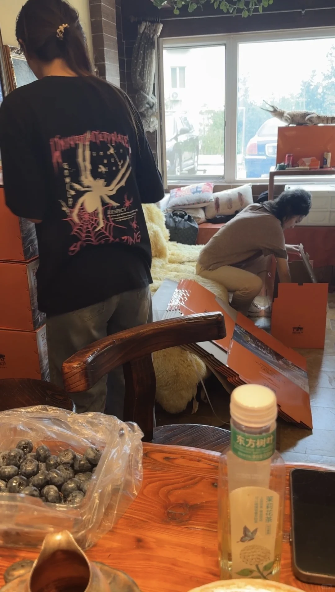青岛招聘，包礼盒，一天260，日结无押