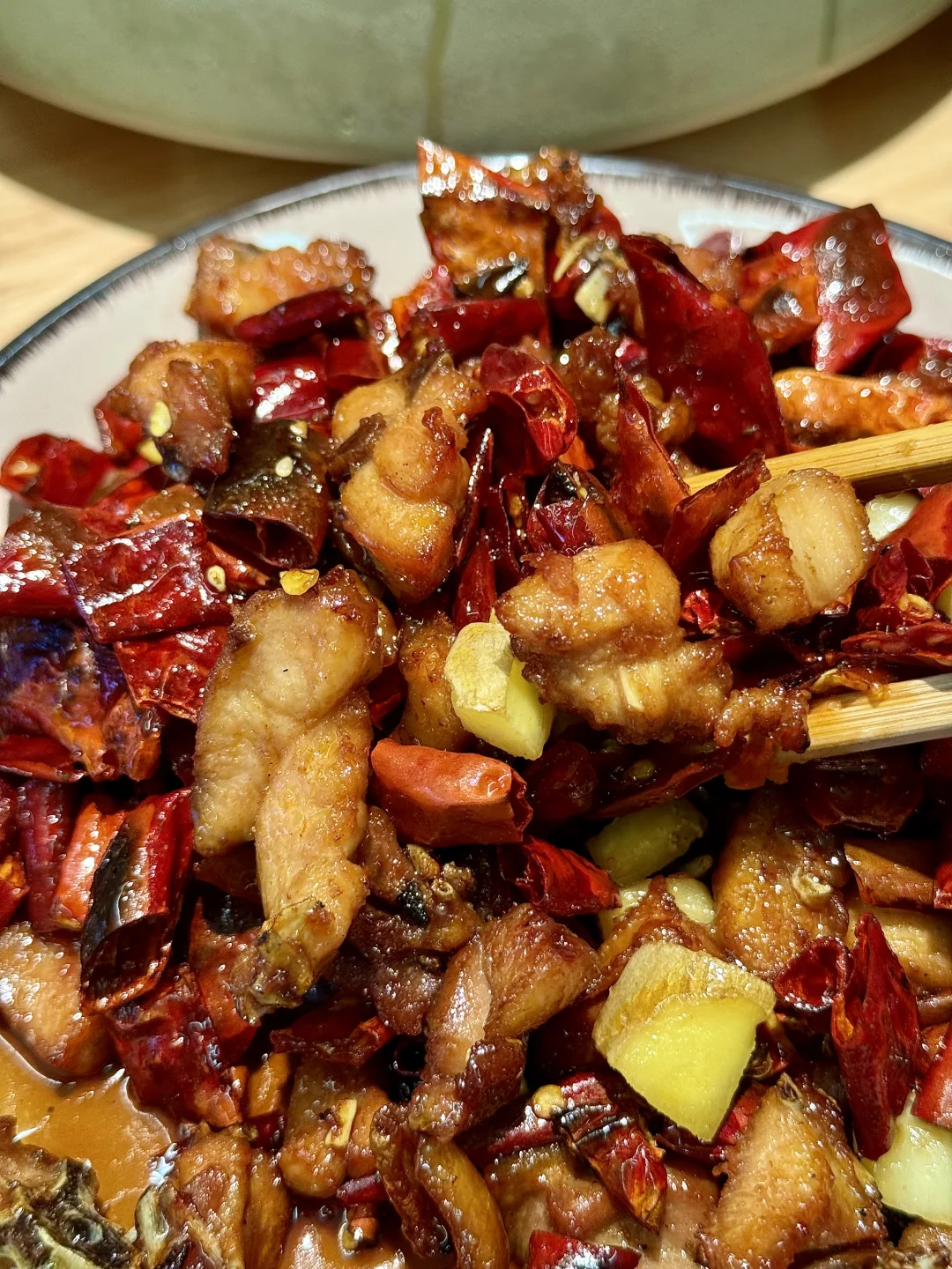 市中心！新的！我心中爆好吃的宝藏小食堂😭😭