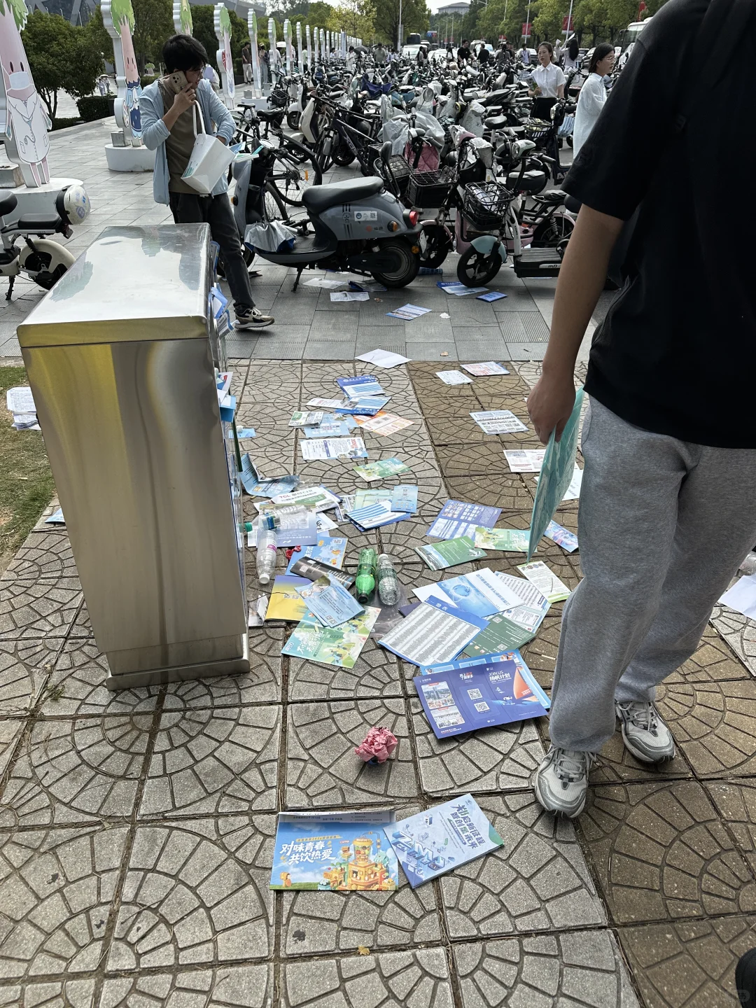 仿佛看到了自己简历的结局…