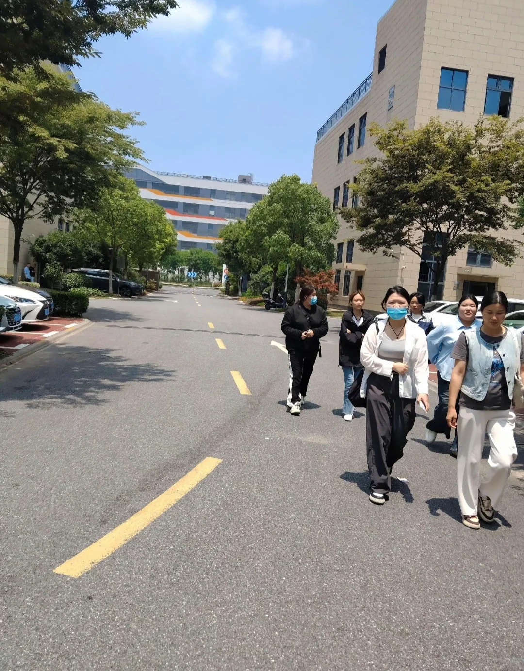 福州工厂招人！包吃住！