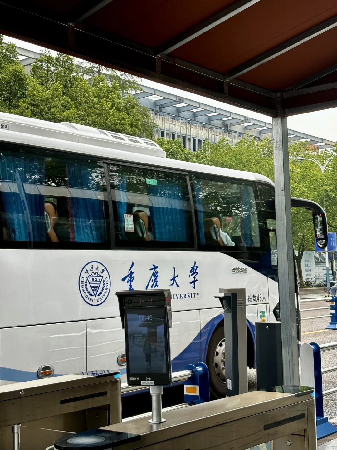 全重庆高校毕业生都来了吧？重庆大学招聘会
