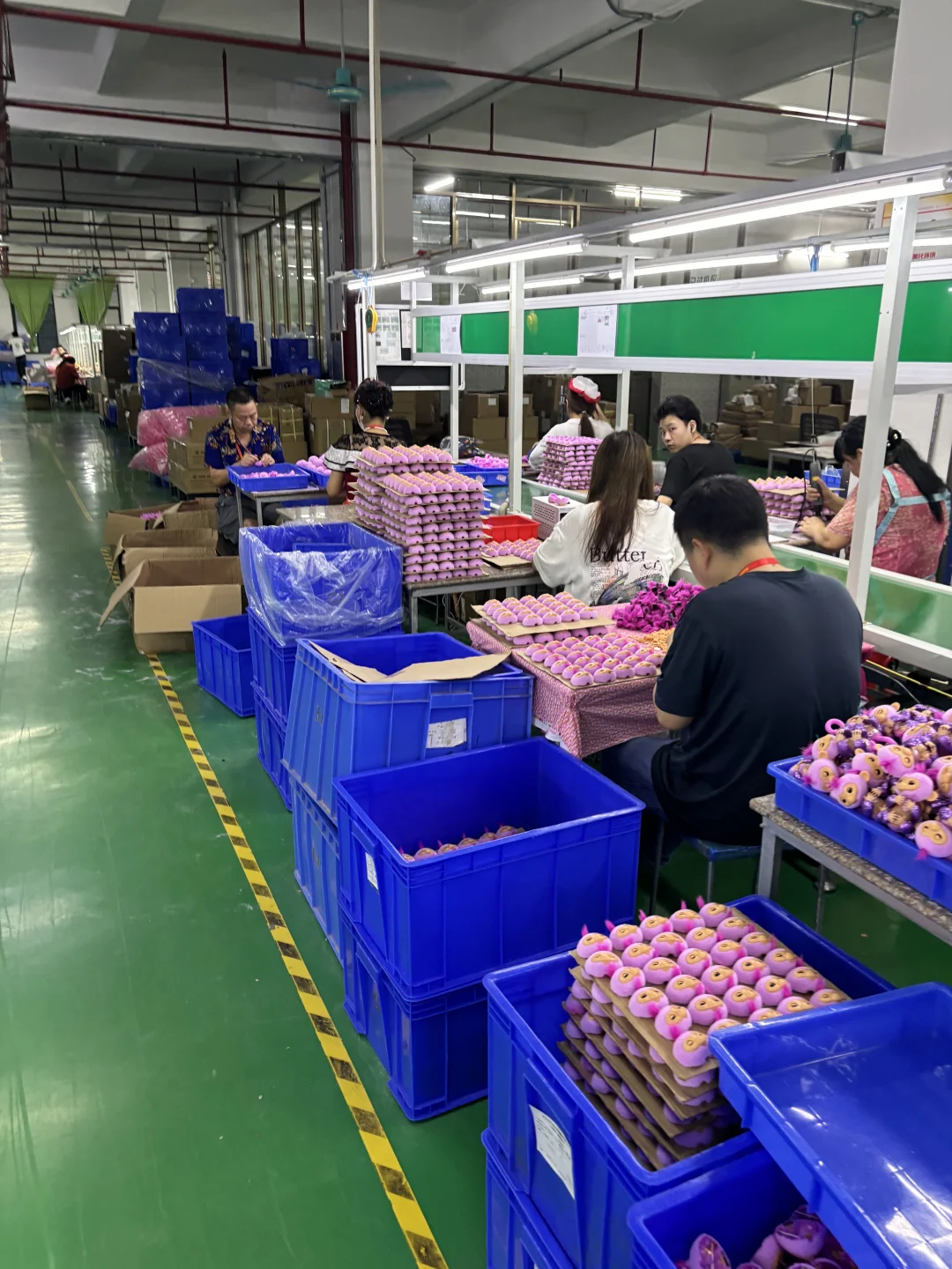 玩具厂上班就是点胶