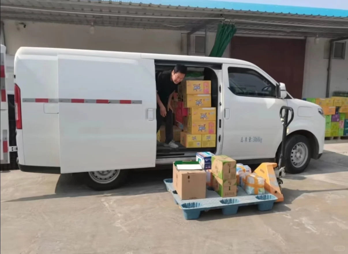仓库直招司机3名