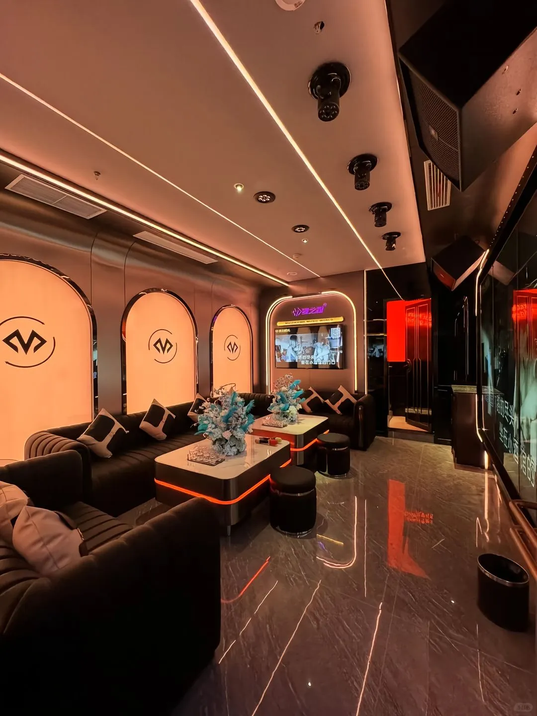 📢招聘店员8500包吃包住，接受小白招聘店
