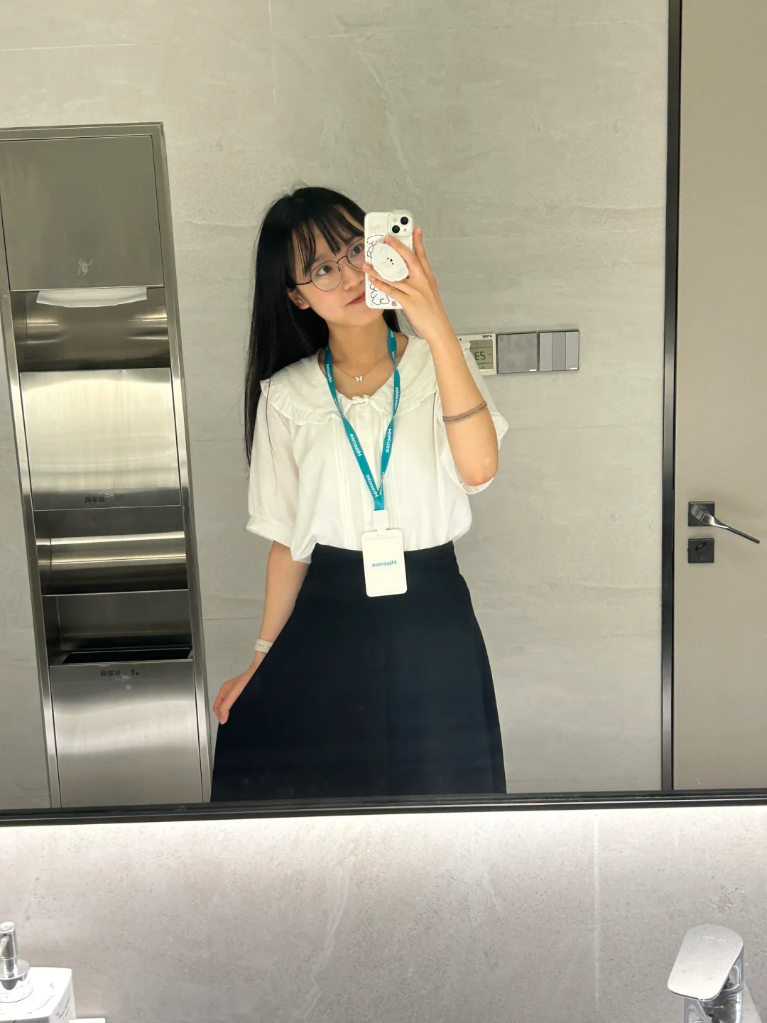 海信实习｜一周穿搭不重样/•᷅•᷄\୭