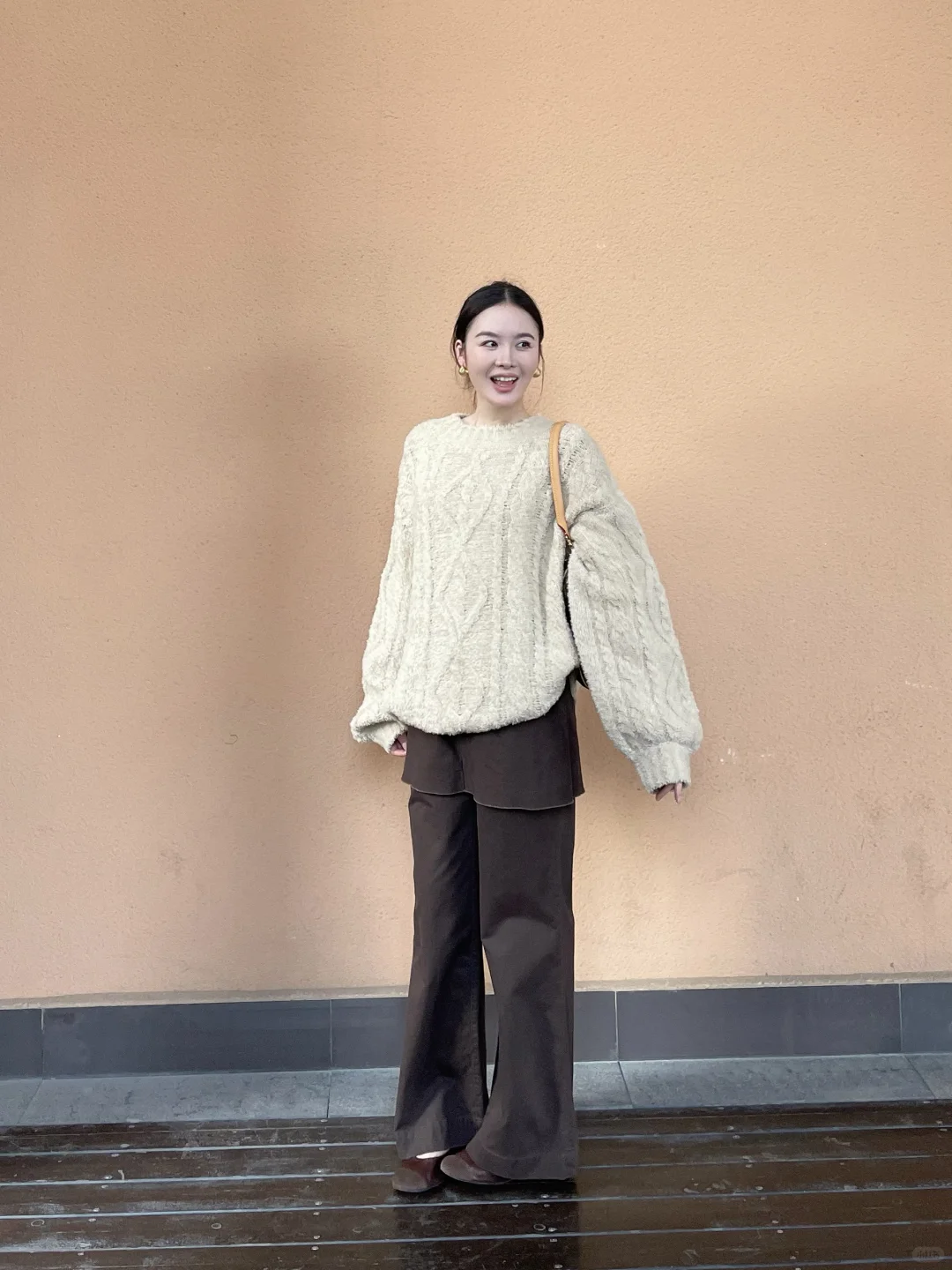 很温柔的奶咖色～～～