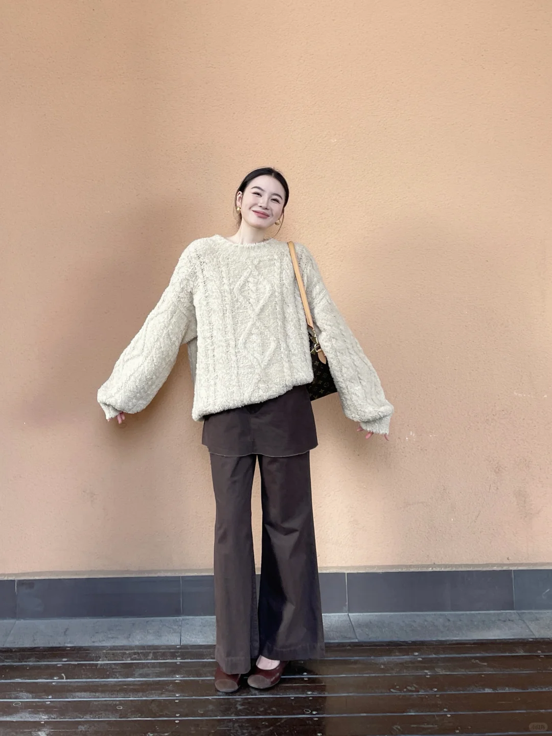 很温柔的奶咖色～～～