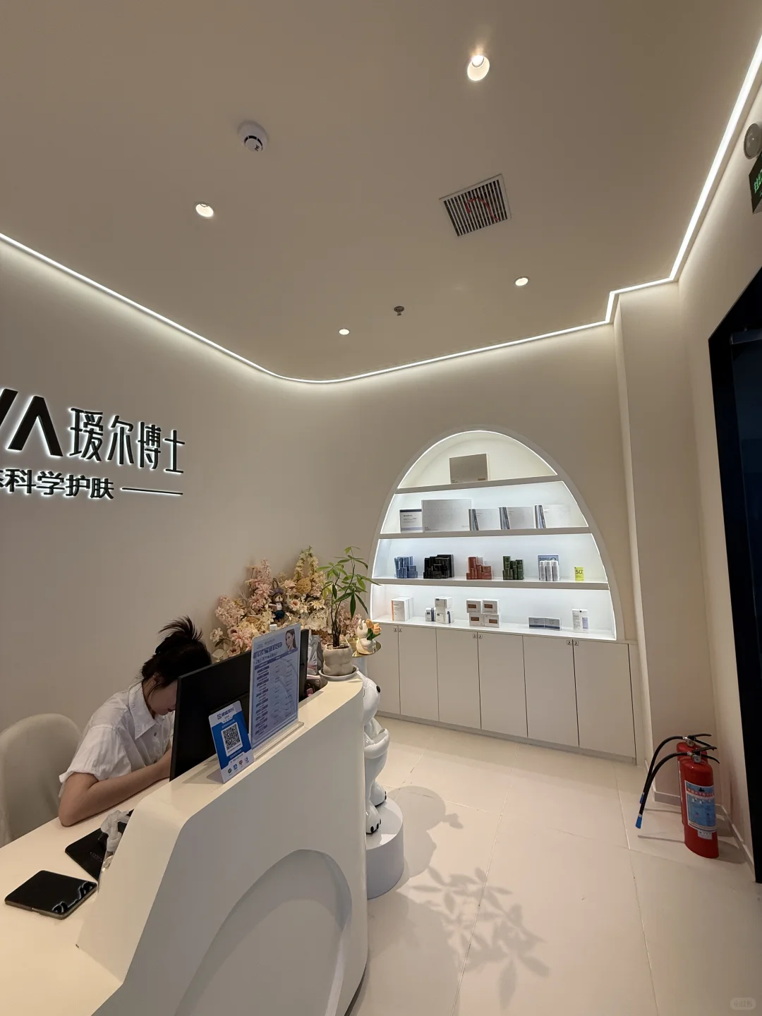 皮肤管理招聘啦
