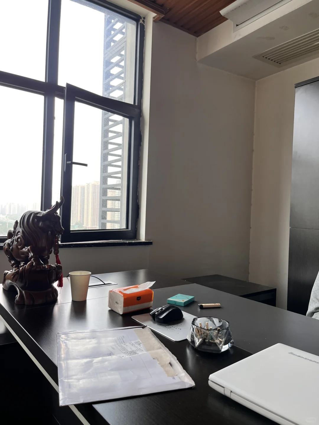 文员招聘 早九晚五