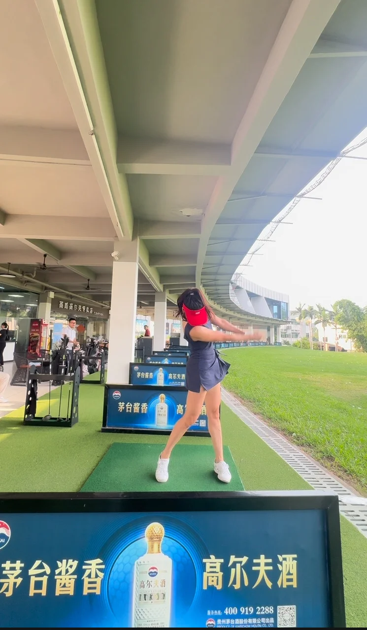 月入6️⃣位数，招募高尔夫🏌️‍♀️助教