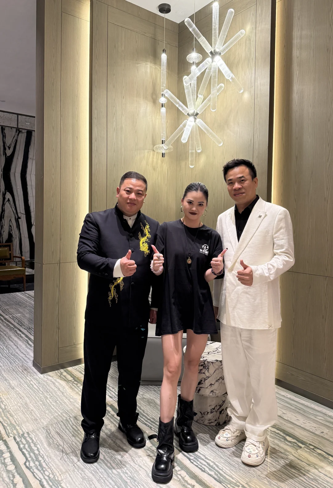 团队招人，唯一的缺点是要在浙江杭州