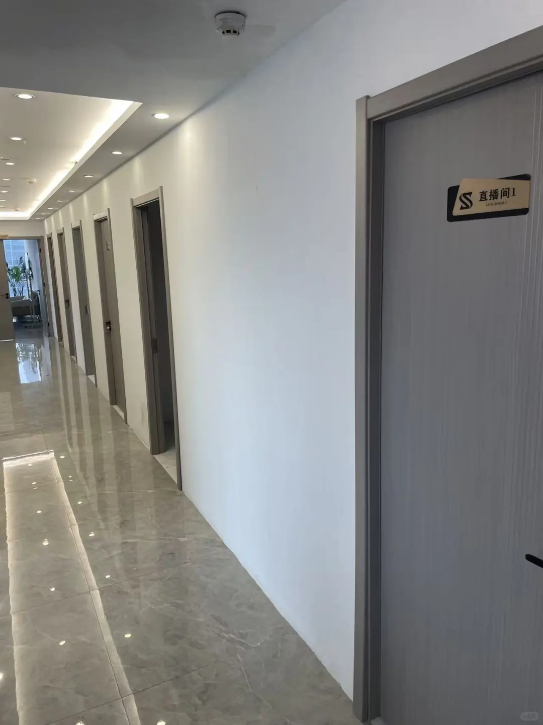 找两名带货主播，没经验也能做