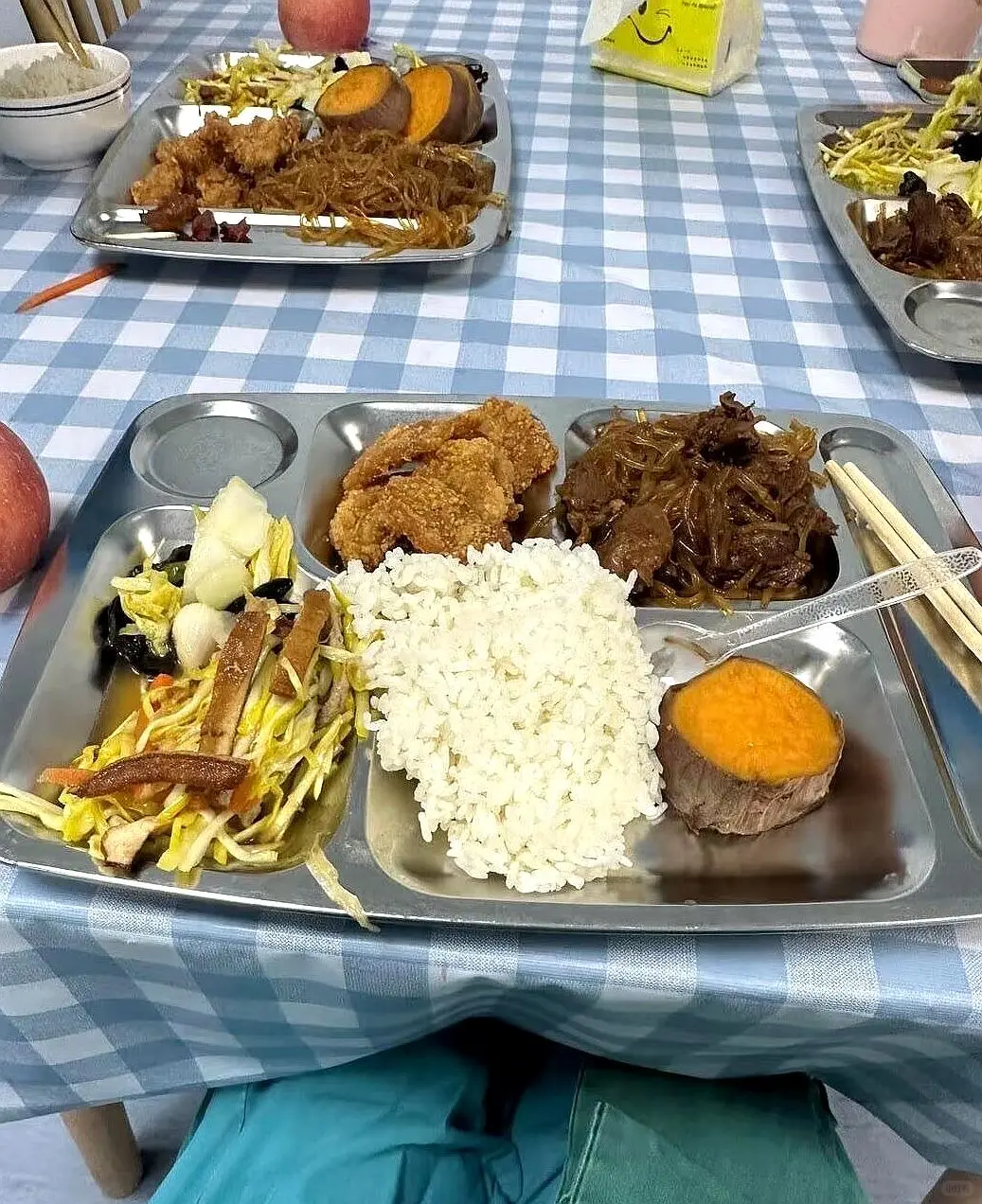 附近的玩具厂开始招聘啦！