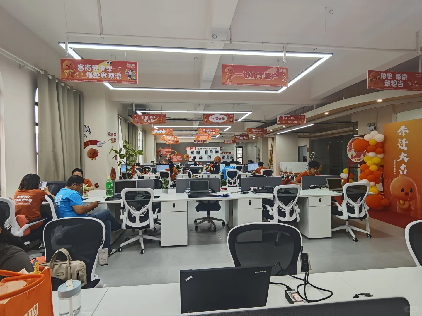 往这边来，新余找工作，早九晚六