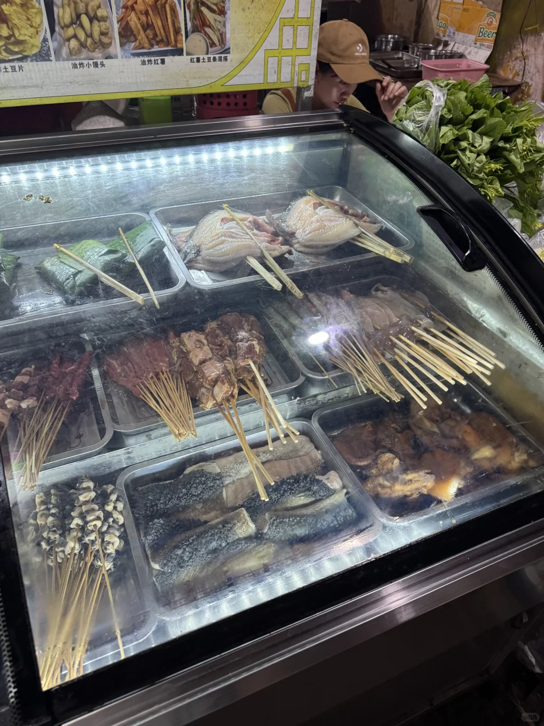 旁边桌说无穷小亮每次来西双版纳都来这吃