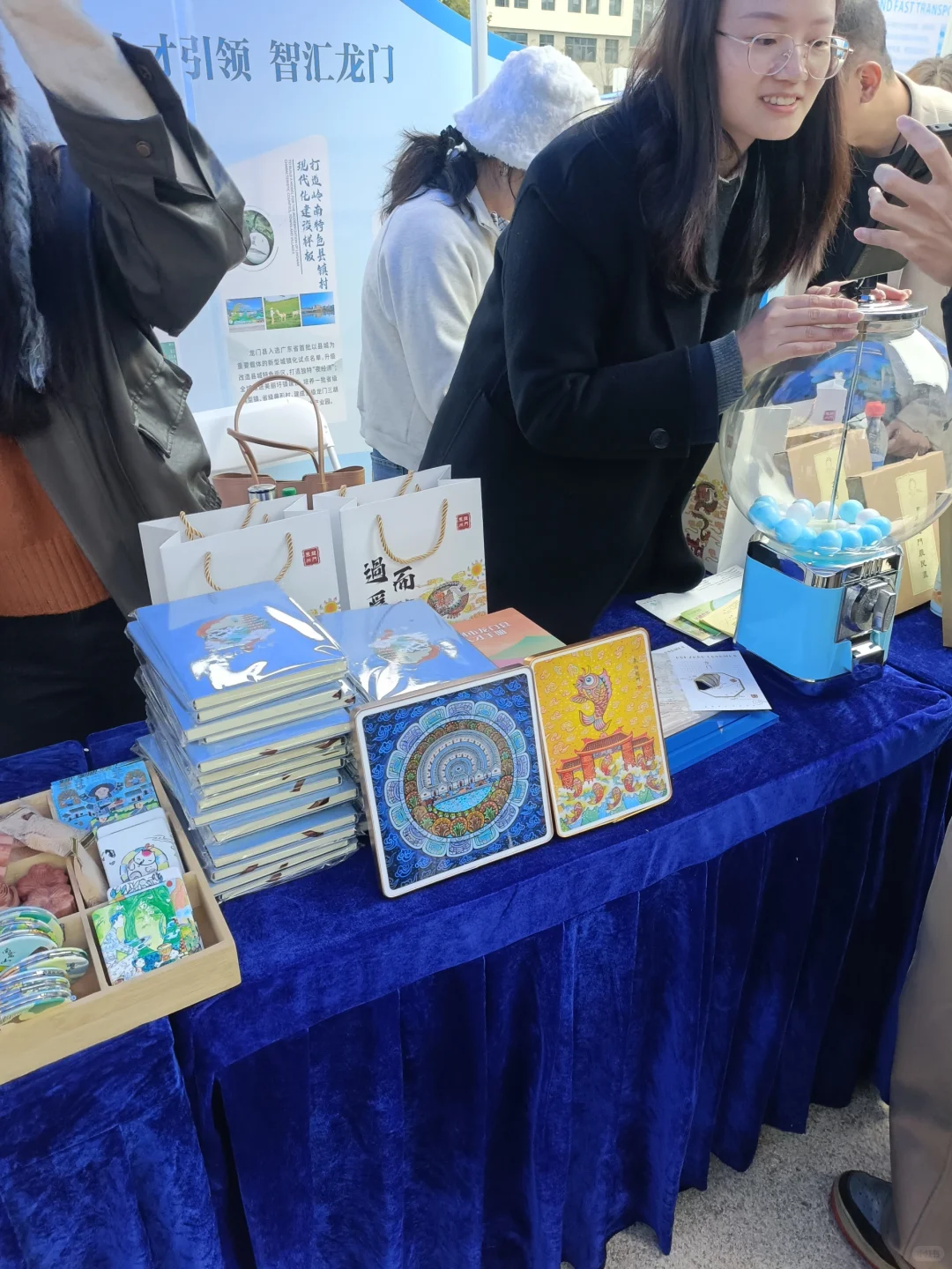 武大百万英才招聘会