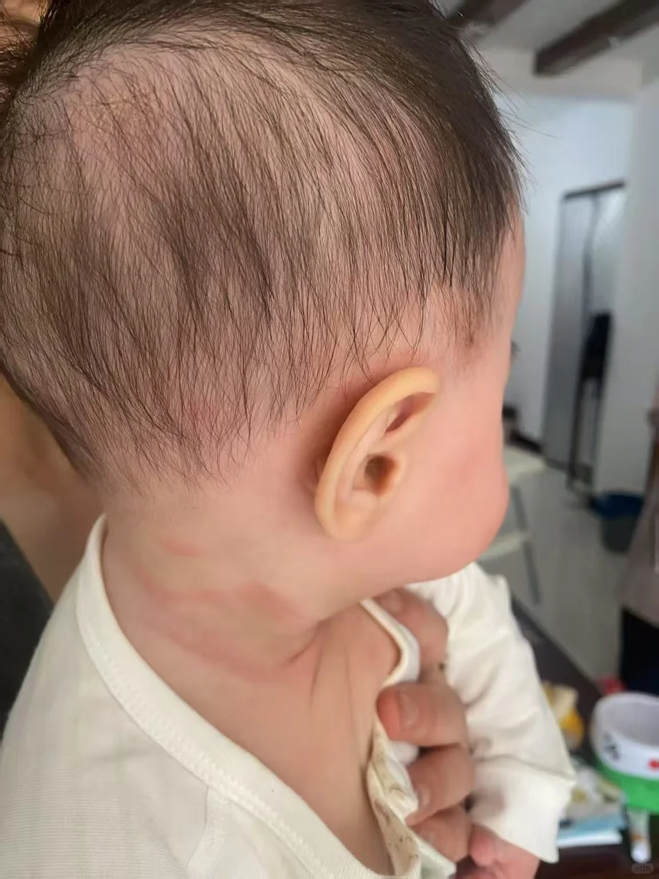 八月龄敏宝的蜕变之旅:纽康特奶粉的奇迹