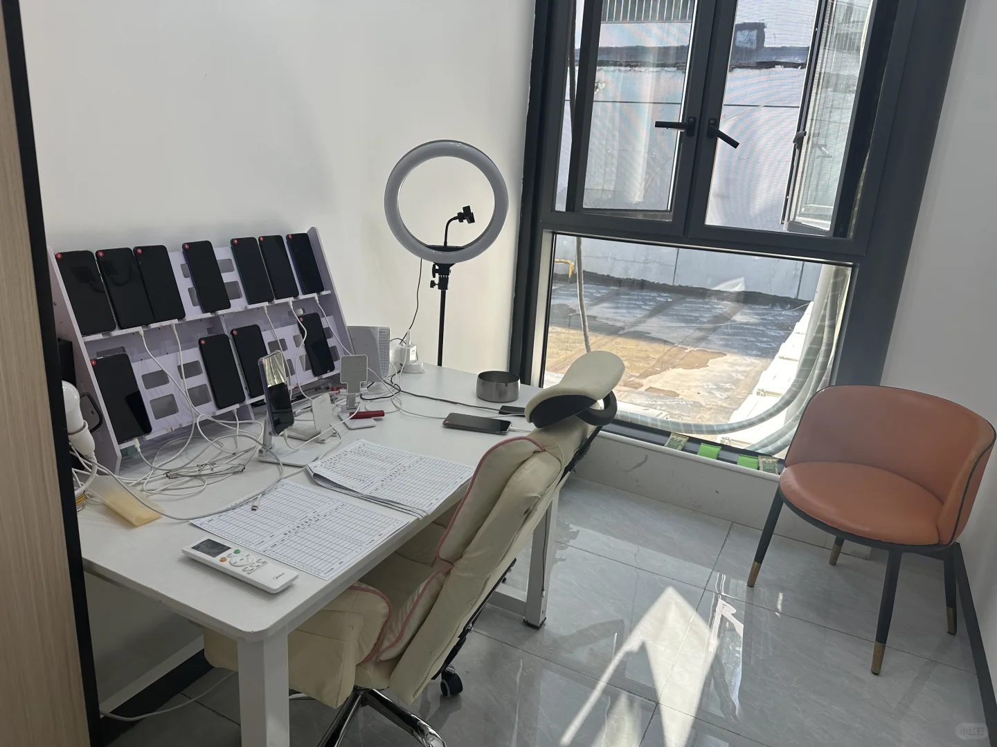 长沙招主播，包吃住